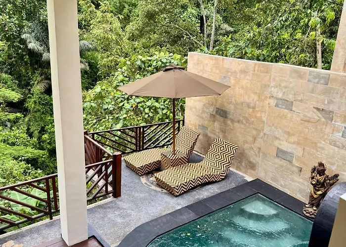 ヴィラ Astonishing Jungle With Pool In ウブド