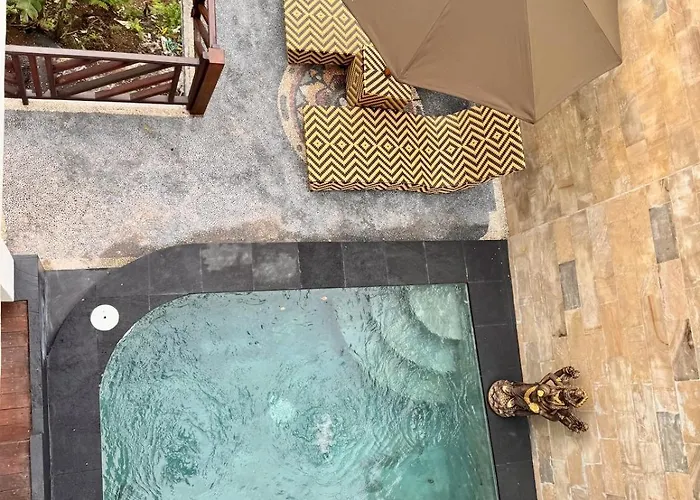 Astonishing Jungle With Pool In ヴィラ